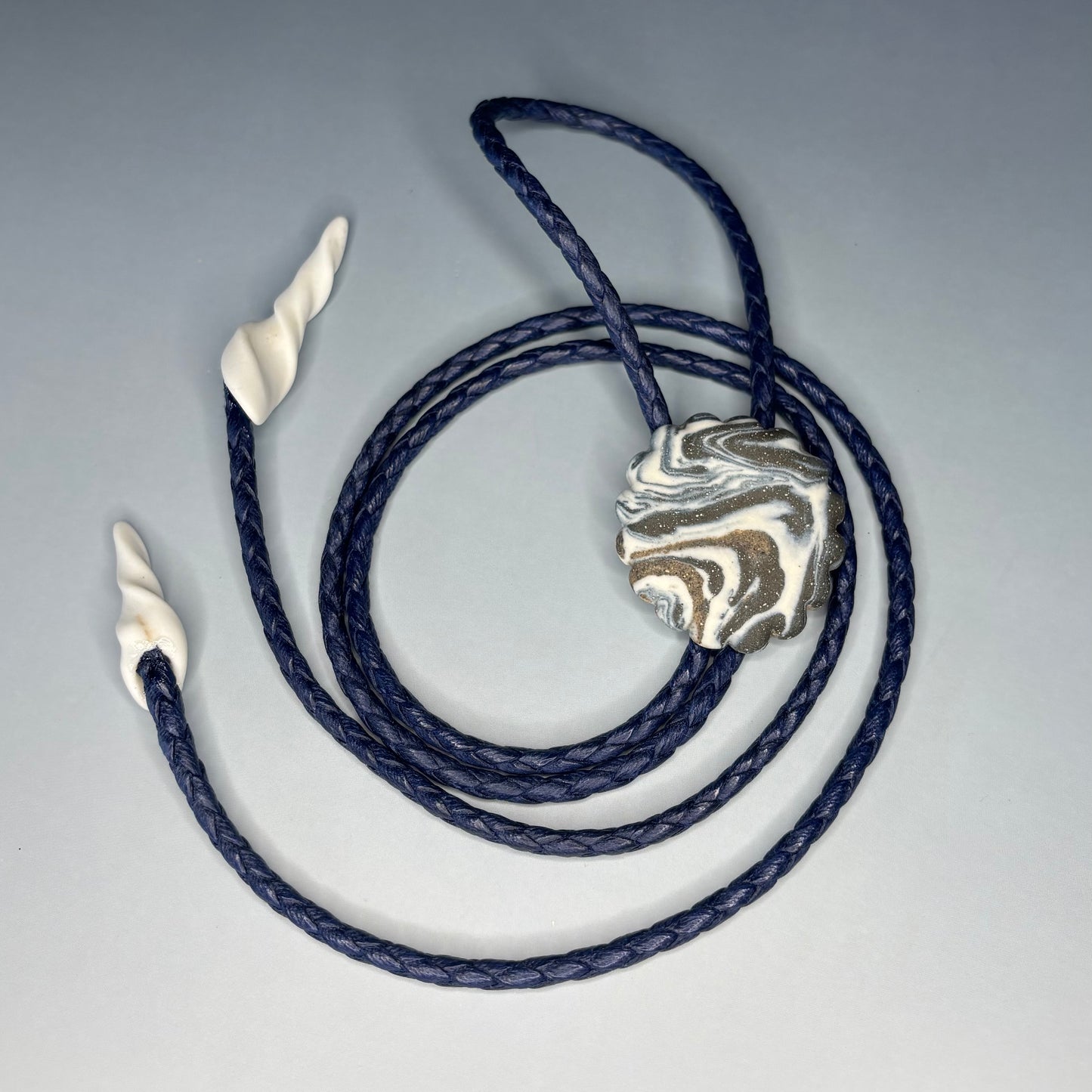 Scalloped Edge Bolo Tie