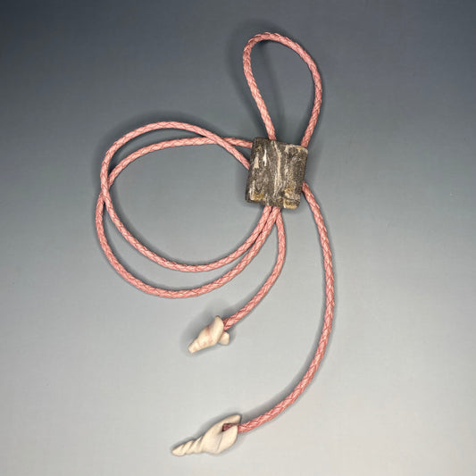 Vein Cut Bolo Tie
